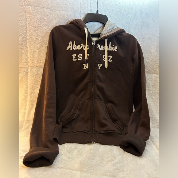 Abercrombie & Fitch brown sweat jacket size Medium with hoodie front pockets - Picture 6 of 12